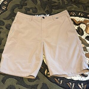 Hurley Men's Tan Chino Shorts